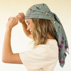 Foulard 100x100cm Latika Apaches (Cerisier Grey)