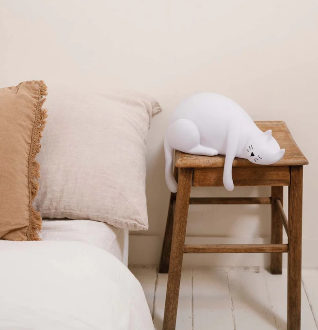 Lampe veilleuse Georges le chat de Rose in April