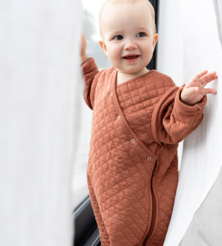 Sac de couchage 4-12m Bemini Quilted Jersey TOG 1.5 (Brick)