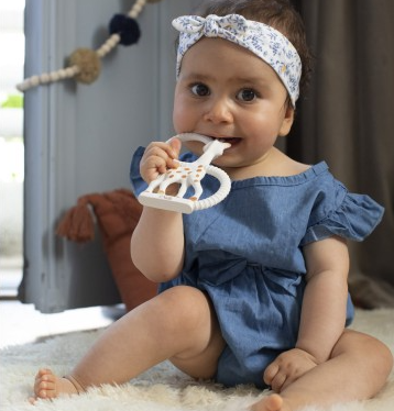 Sophie la Girafe hochet anneau de dentition caoutchou naturel