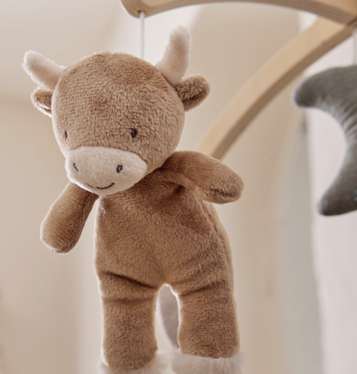 Mobile musical en bois naturel Noukies (Orso & Fluffy)